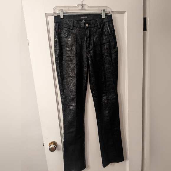 Black Guess snakeskin jeans size 28 - Picture 10 of 10